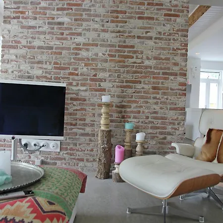 Holiday Luxe Penthouse Дом отдыха *